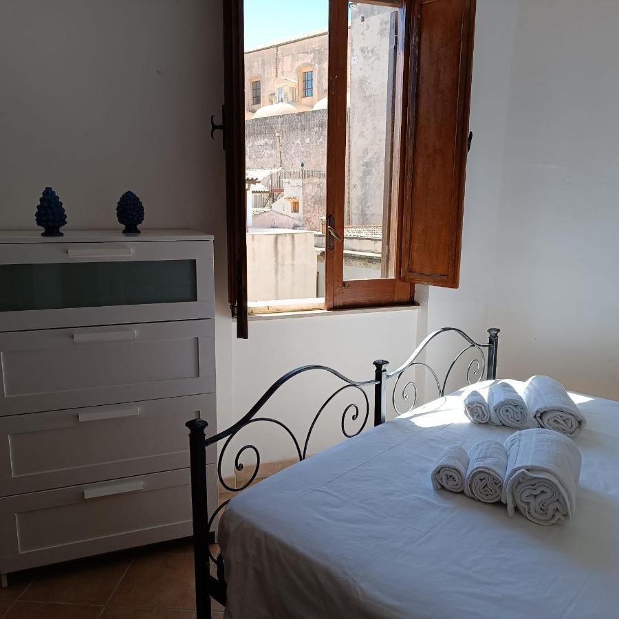 شقة La Casa Del Sole سيراكوزا المظهر الخارجي الصورة